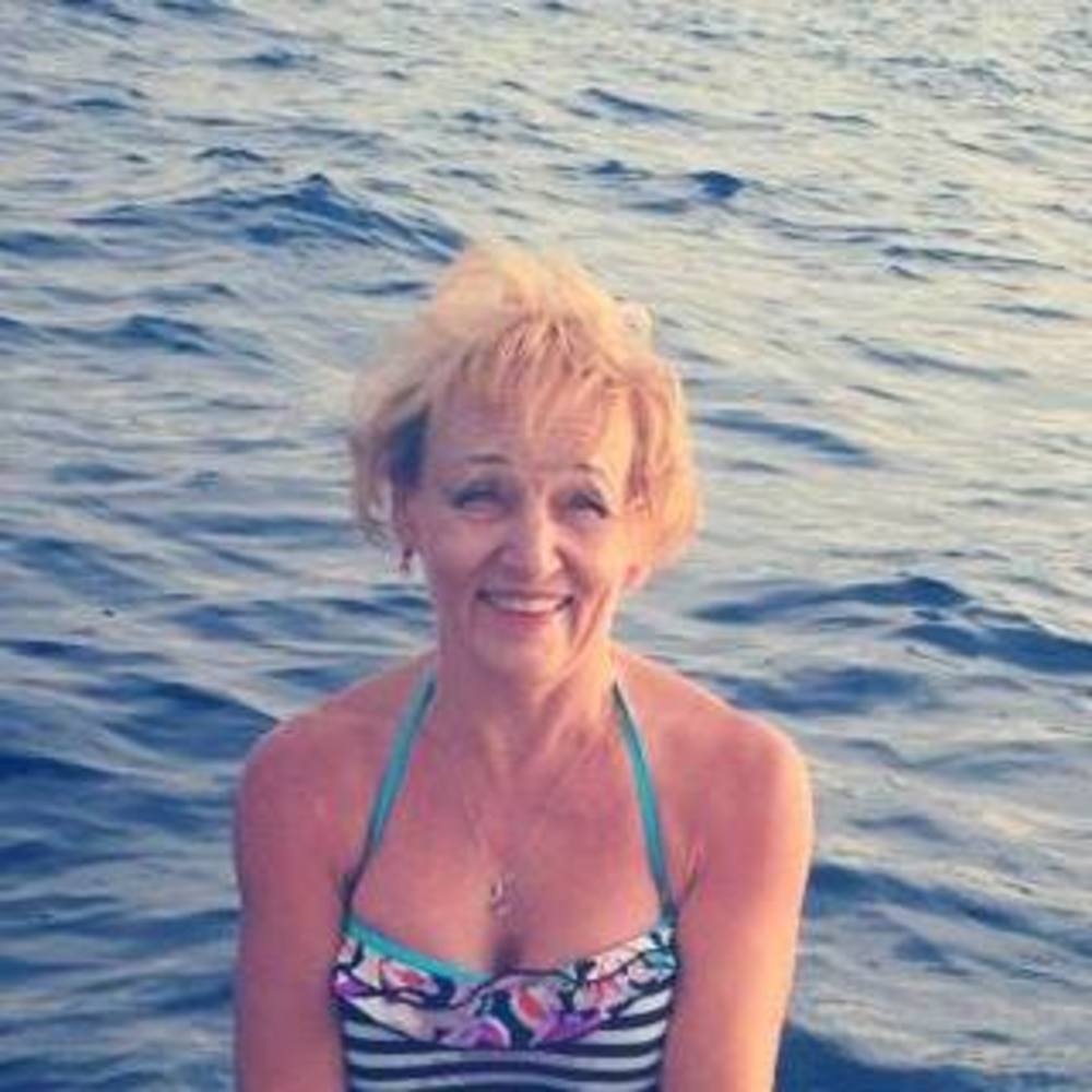 Meet your Posher, Pamela